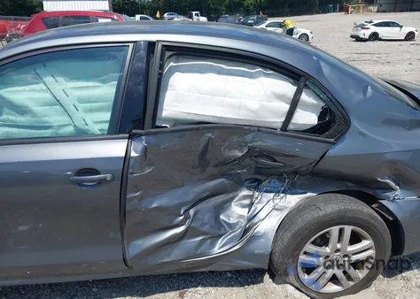 2018 Volkswagen Jetta 1.4T S из США, поврежденный, VIN 3VW2B7AJ5JM247349